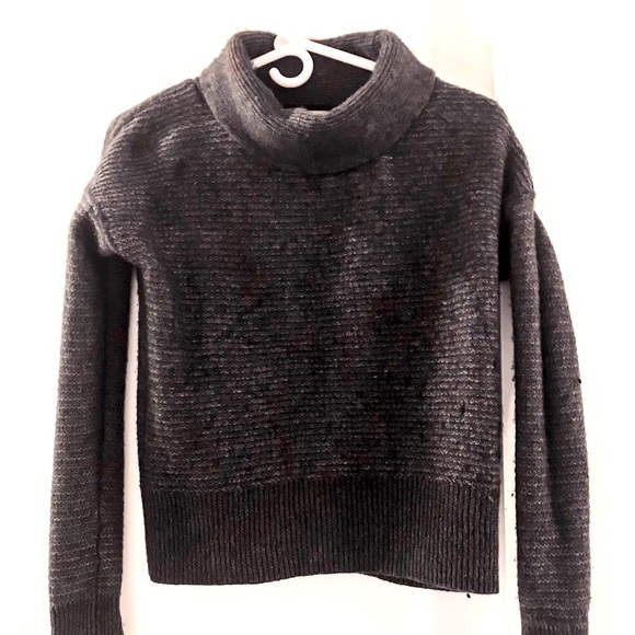 Banana Republic Roll-Neck Sweater - Picture 1 of 3